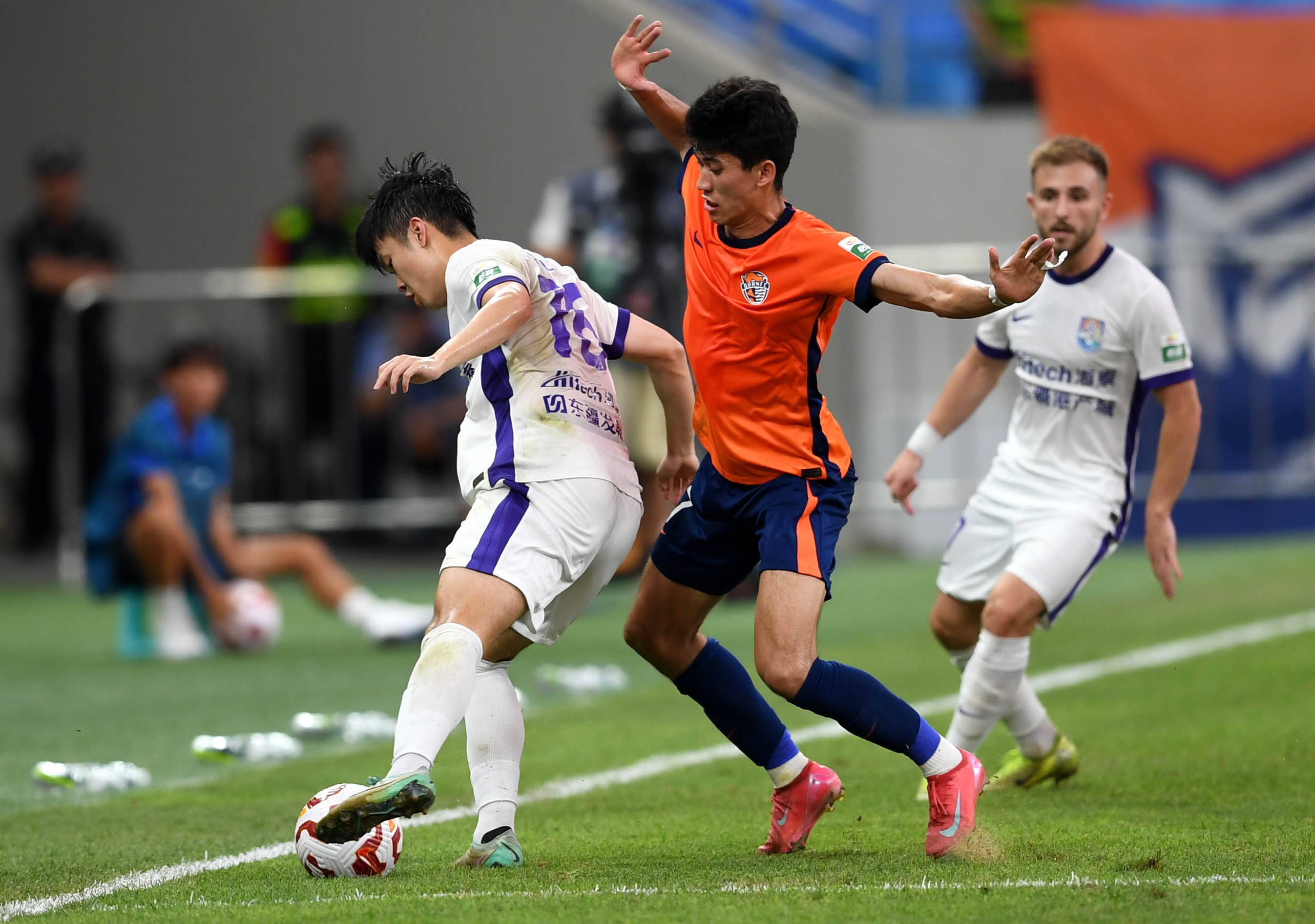 一支在中超 一支在中超