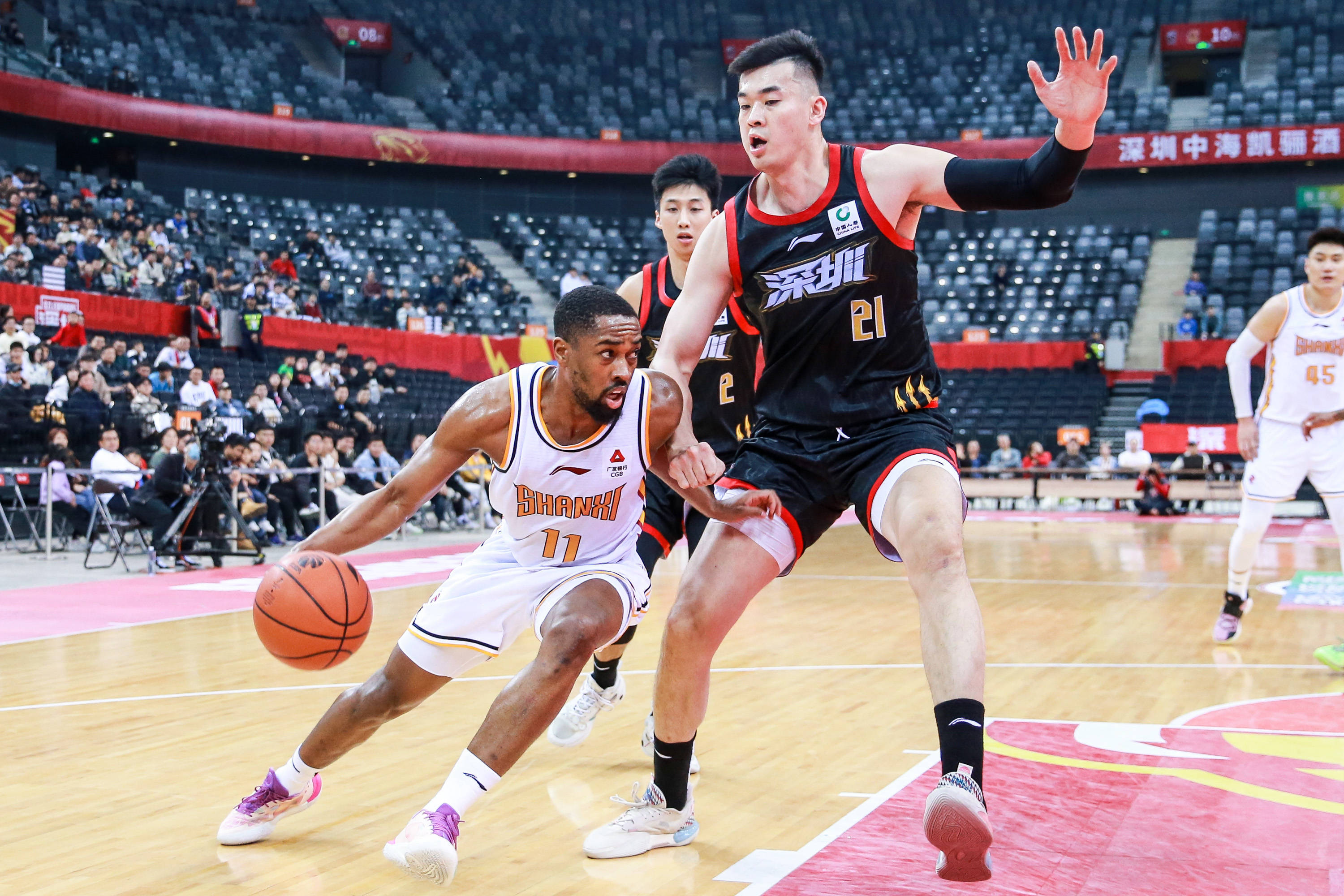 帮助球队在 帮助球队在